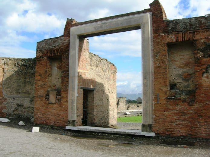 Cosa vedere a Pompei: Edificio di Eumachia